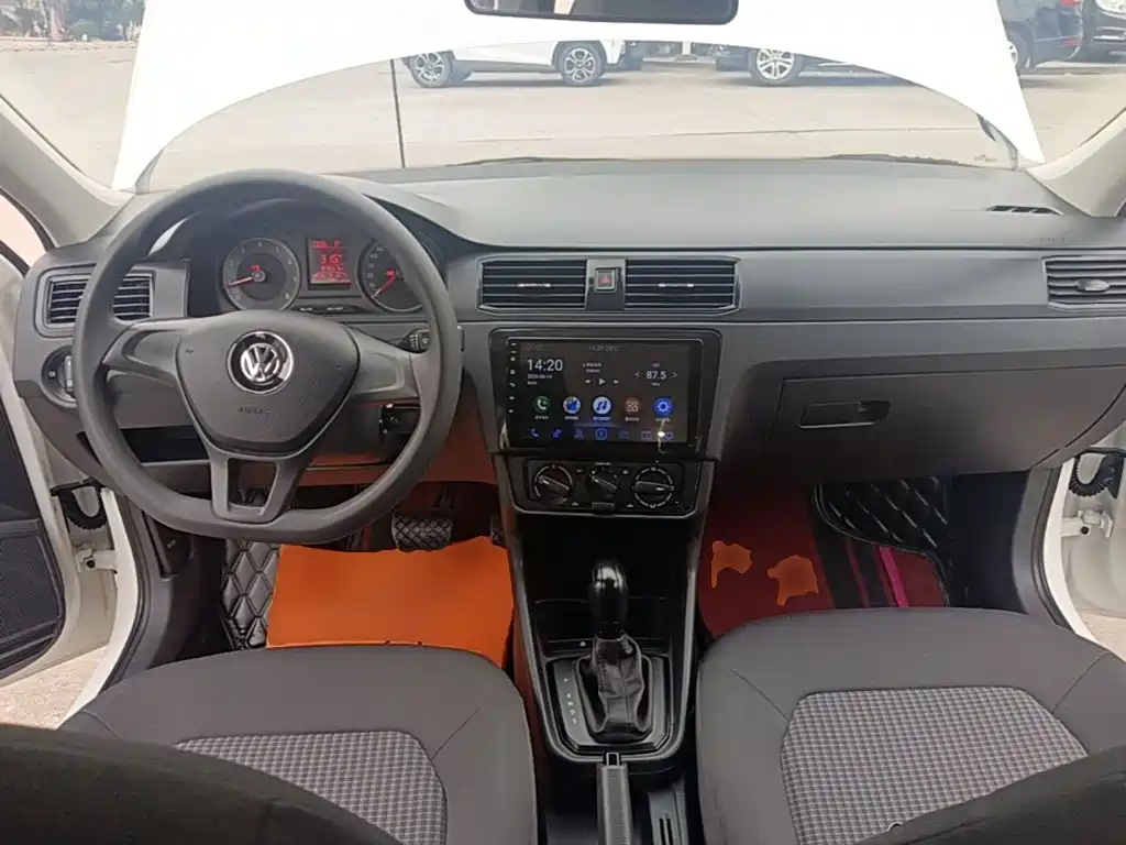 Volkswagen Santana — фото 10