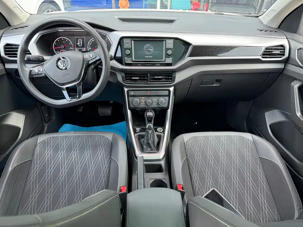 Volkswagen T-Cross — фото 6