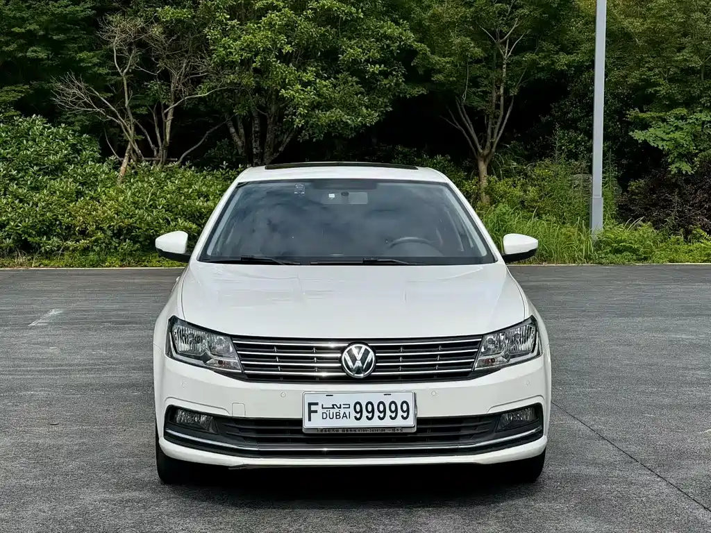 Volkswagen Lavida — фото 2