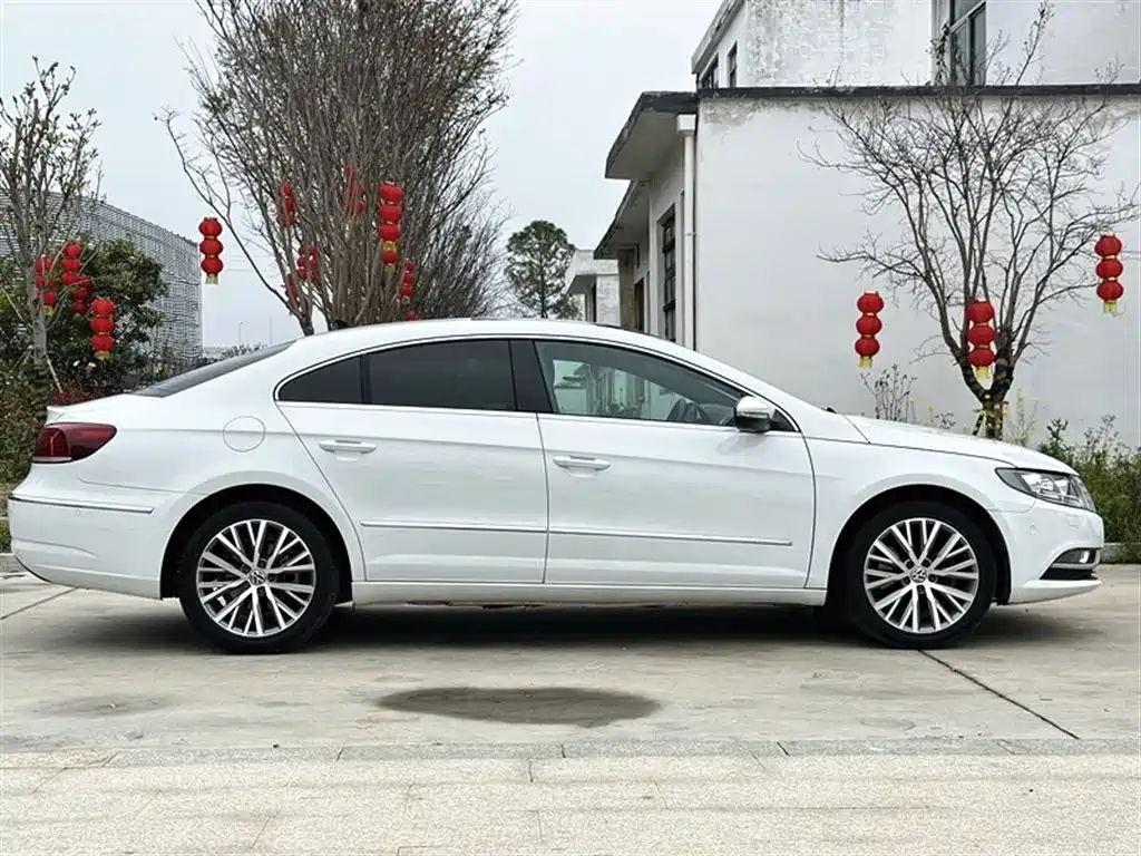 Volkswagen CC — фото 7