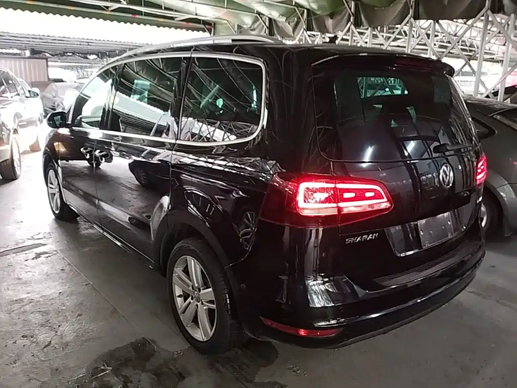 Volkswagen Sharan — фото 5