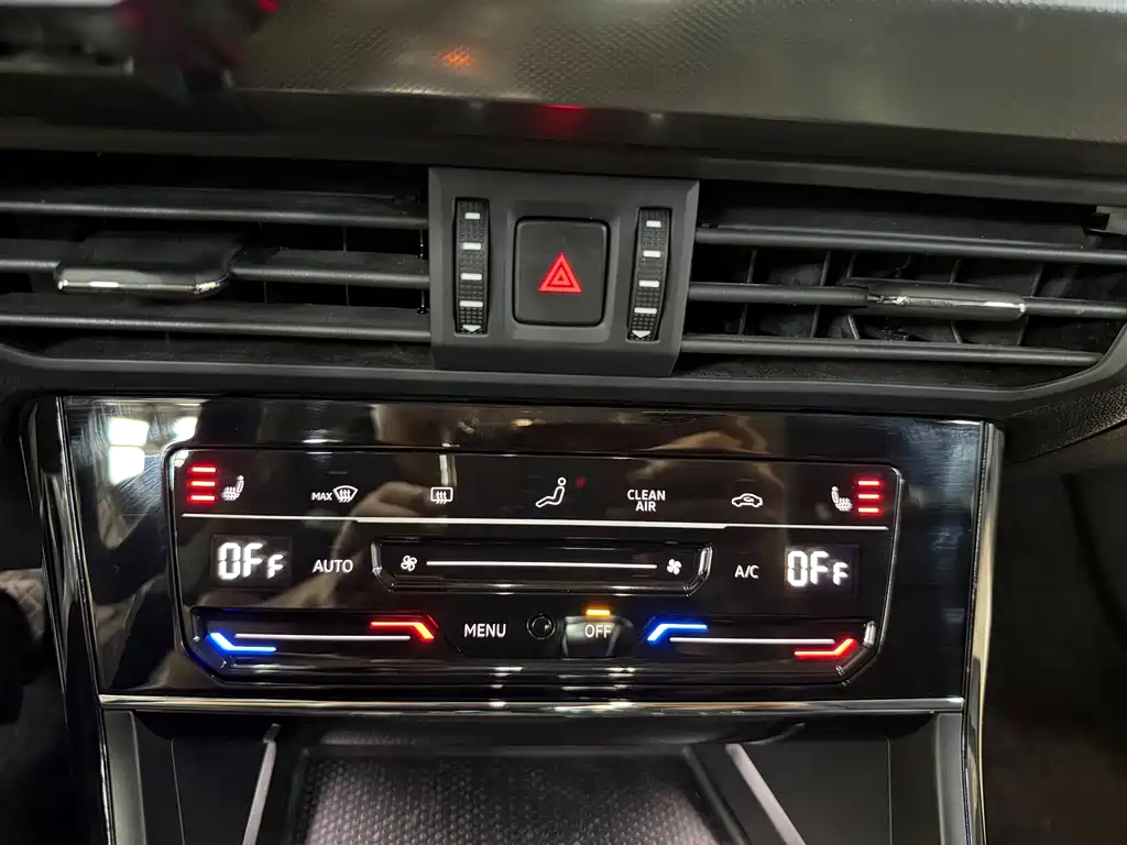 Volkswagen Passat — фото 13