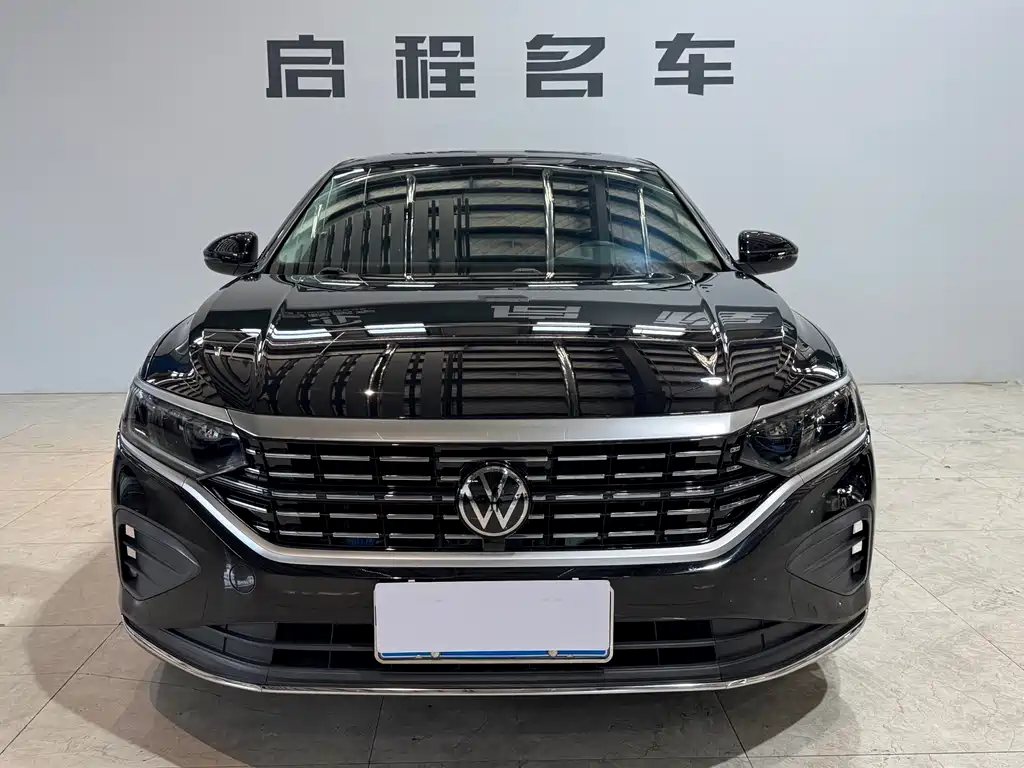 Volkswagen Passat — фото 3