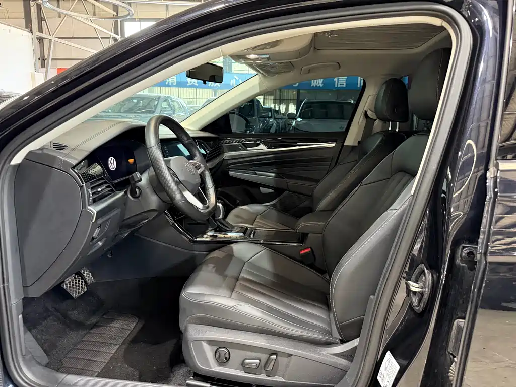 Volkswagen Passat — фото 7