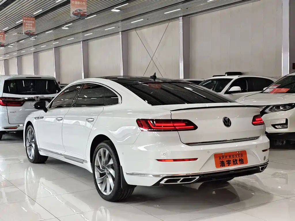 Volkswagen CC — фото 6