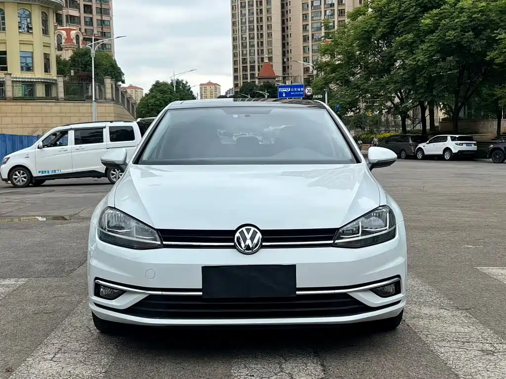 Volkswagen Golf — фото 2