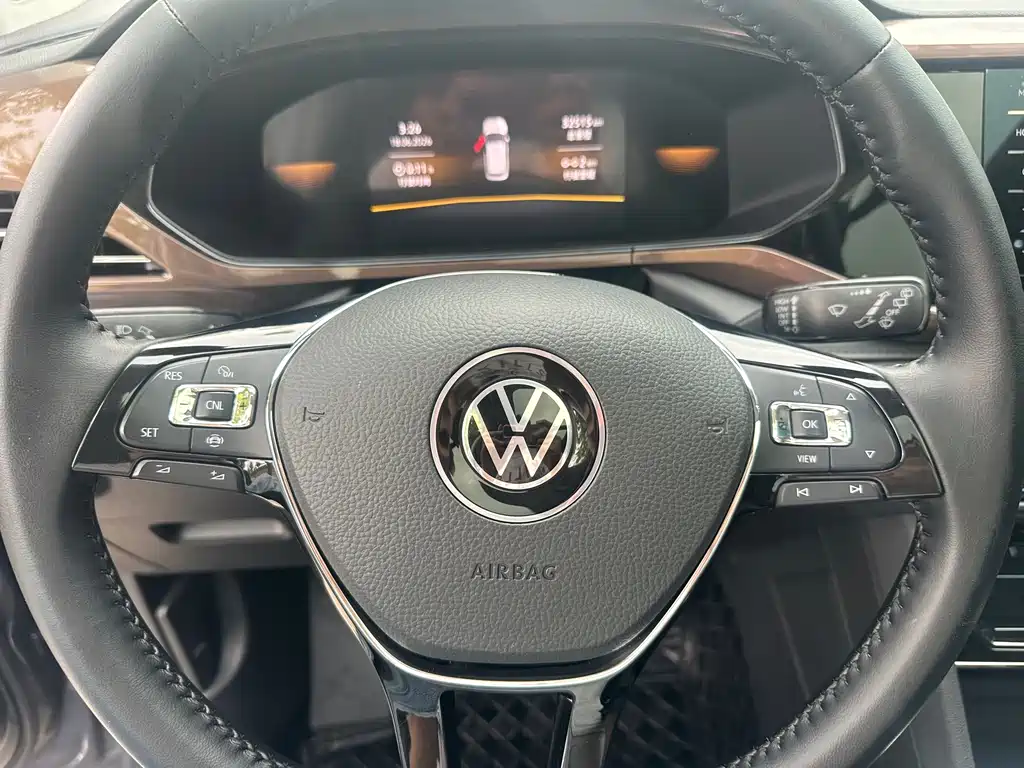 Volkswagen Tharu — фото 14
