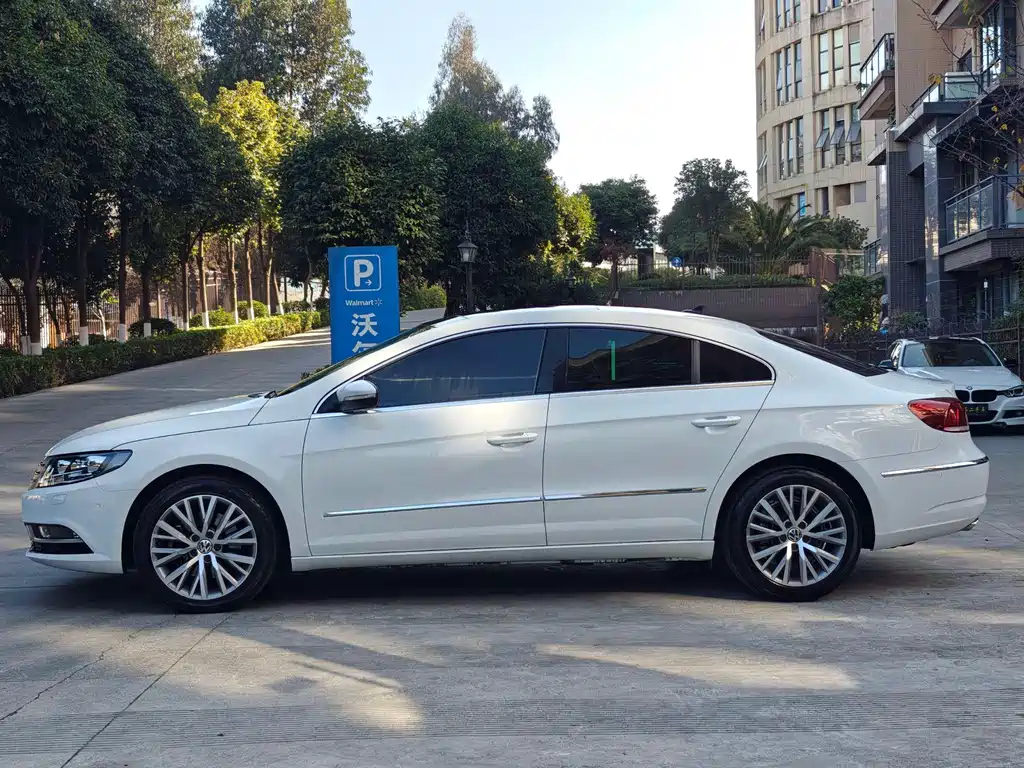 Volkswagen CC — фото 4