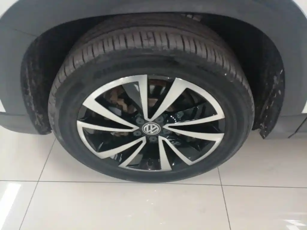 Volkswagen Tharu — фото 23