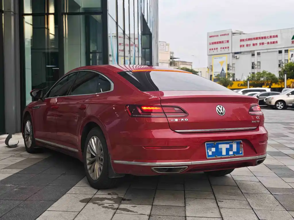 Volkswagen CC — фото 4