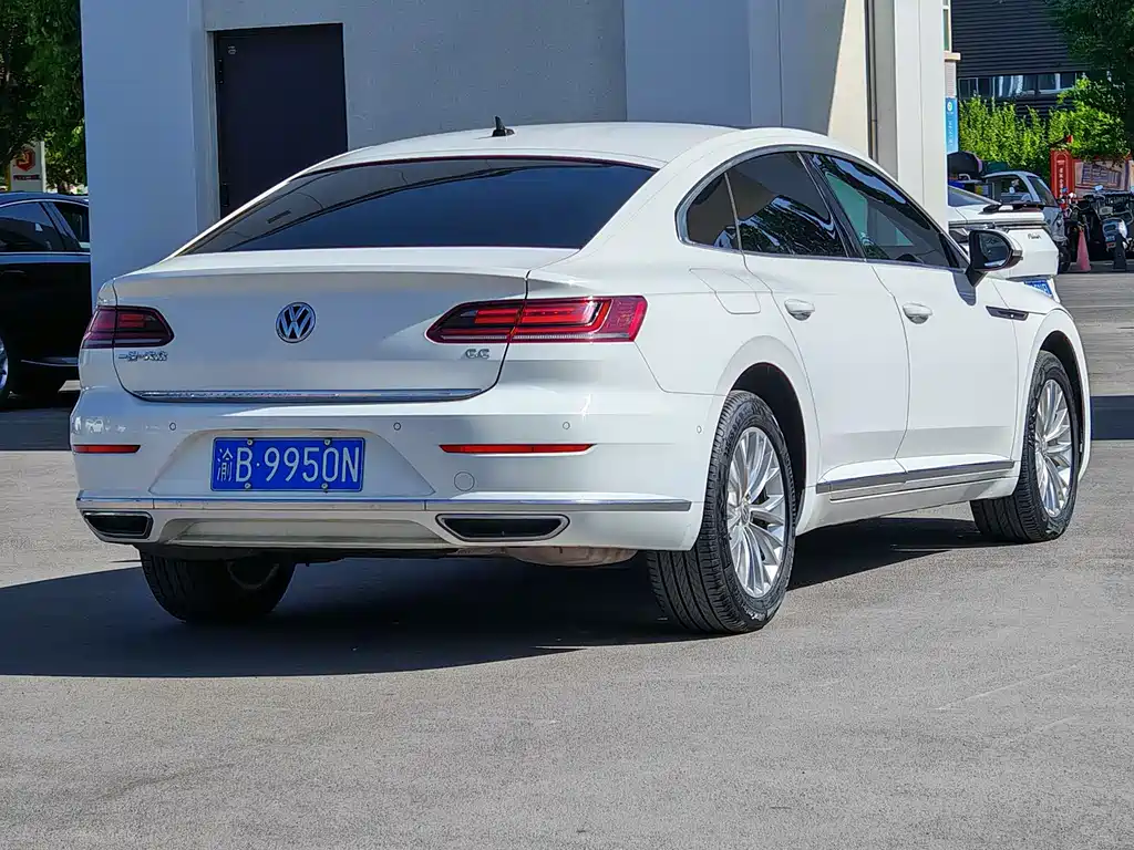Volkswagen CC — фото 8