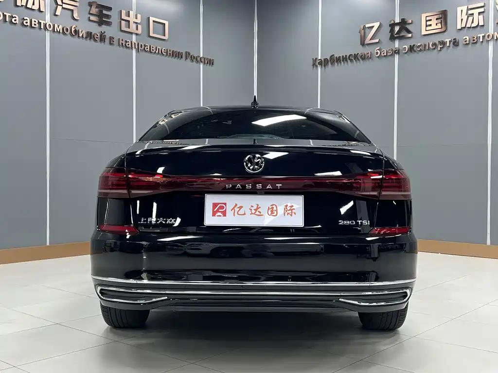 Volkswagen Passat — фото 5