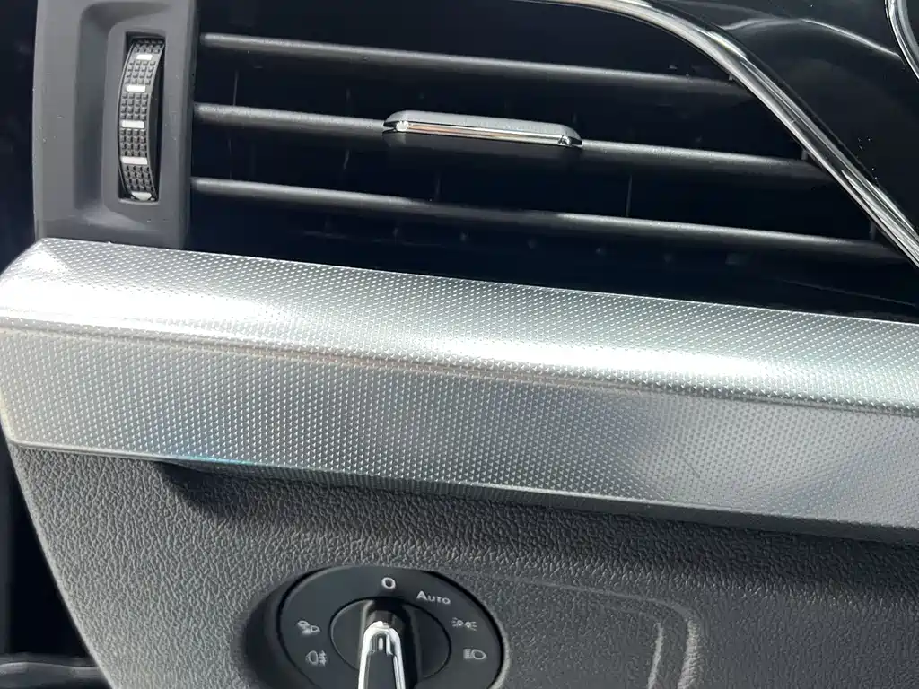 Volkswagen Passat — фото 7