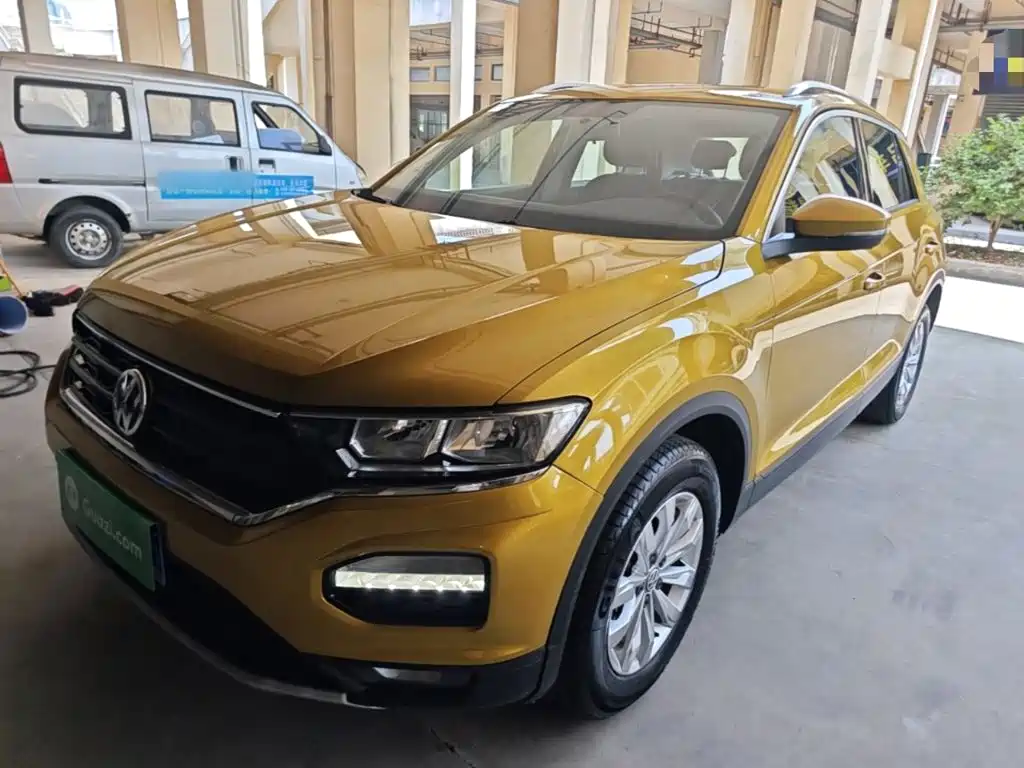 Volkswagen T-Roc — фото 2