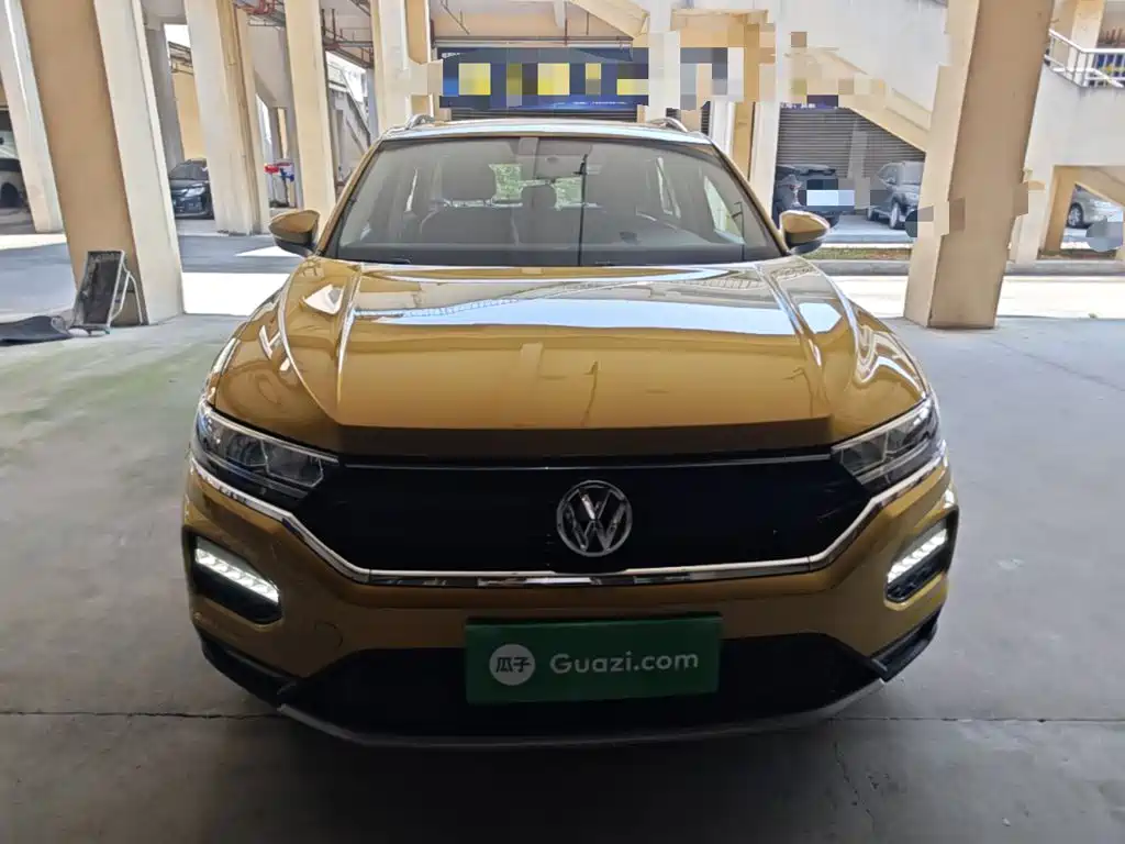 Volkswagen T-Roc — фото 3