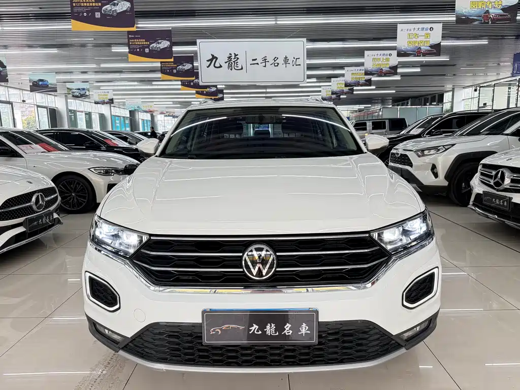 Volkswagen T-Roc — фото 2