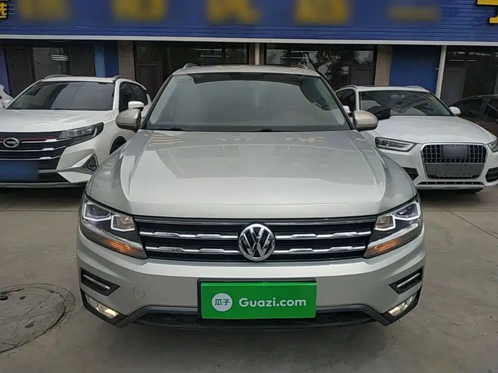 Volkswagen Tiguan L — фото 3