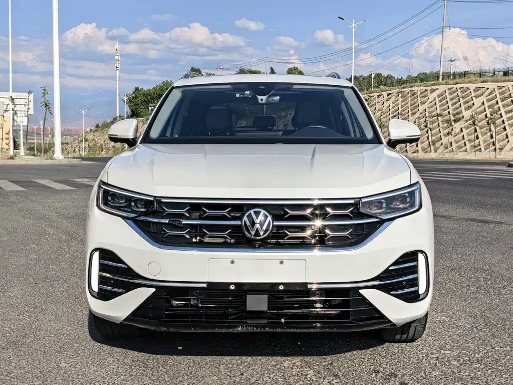 Volkswagen Tayron — фото 2