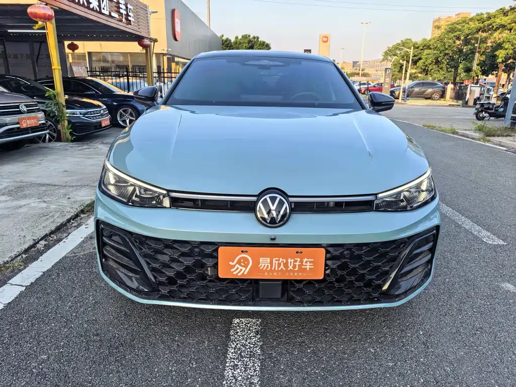 Volkswagen Passat — фото 2