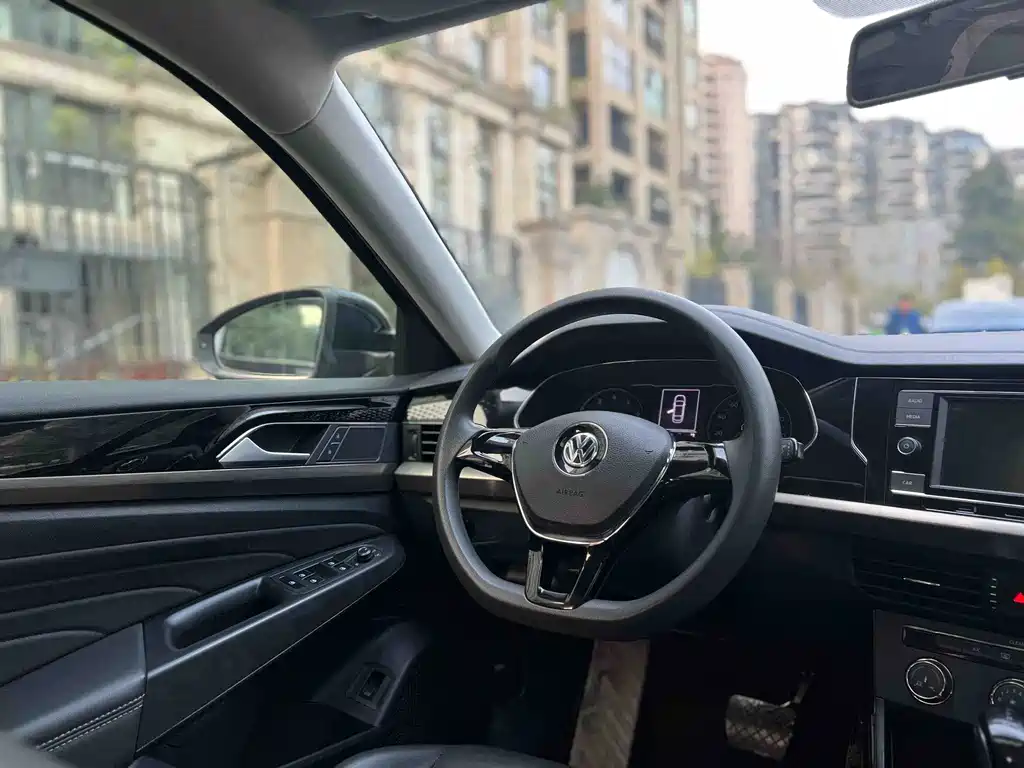 Volkswagen Passat — фото 9