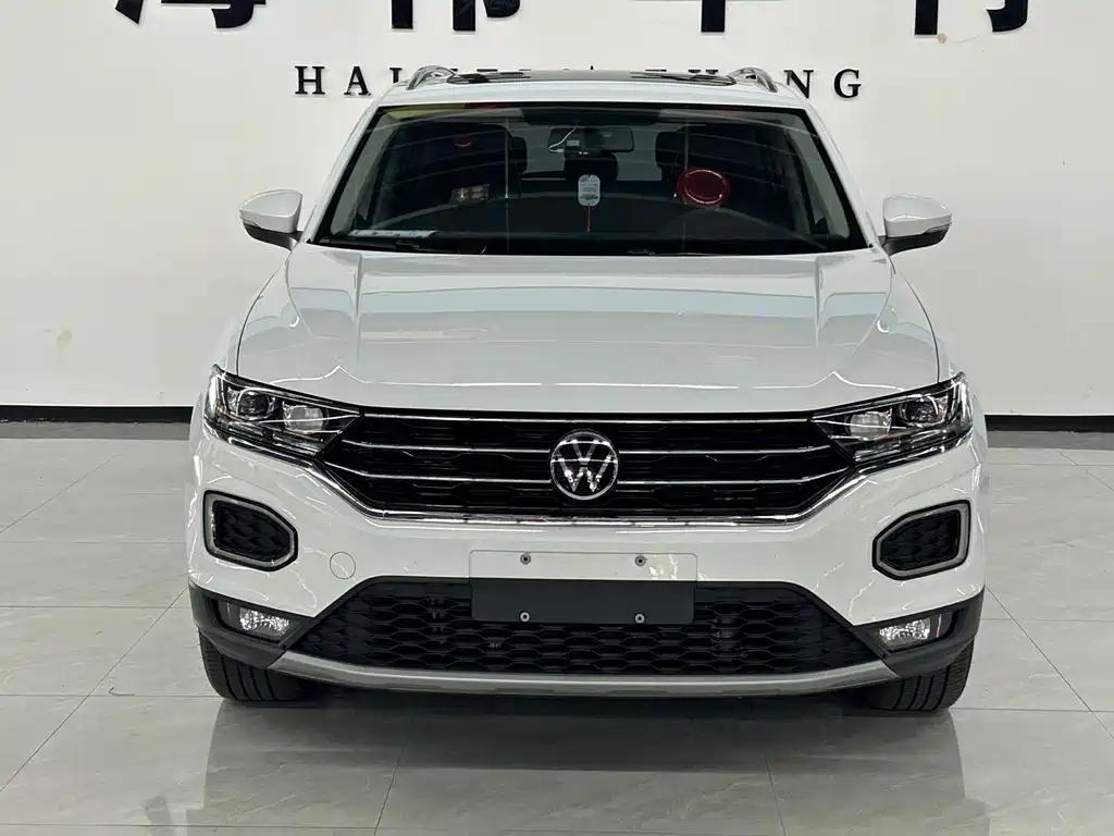 Volkswagen T-Roc — фото 2