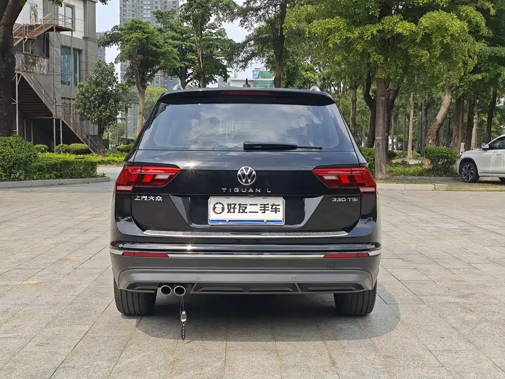Volkswagen Tiguan L — фото 6
