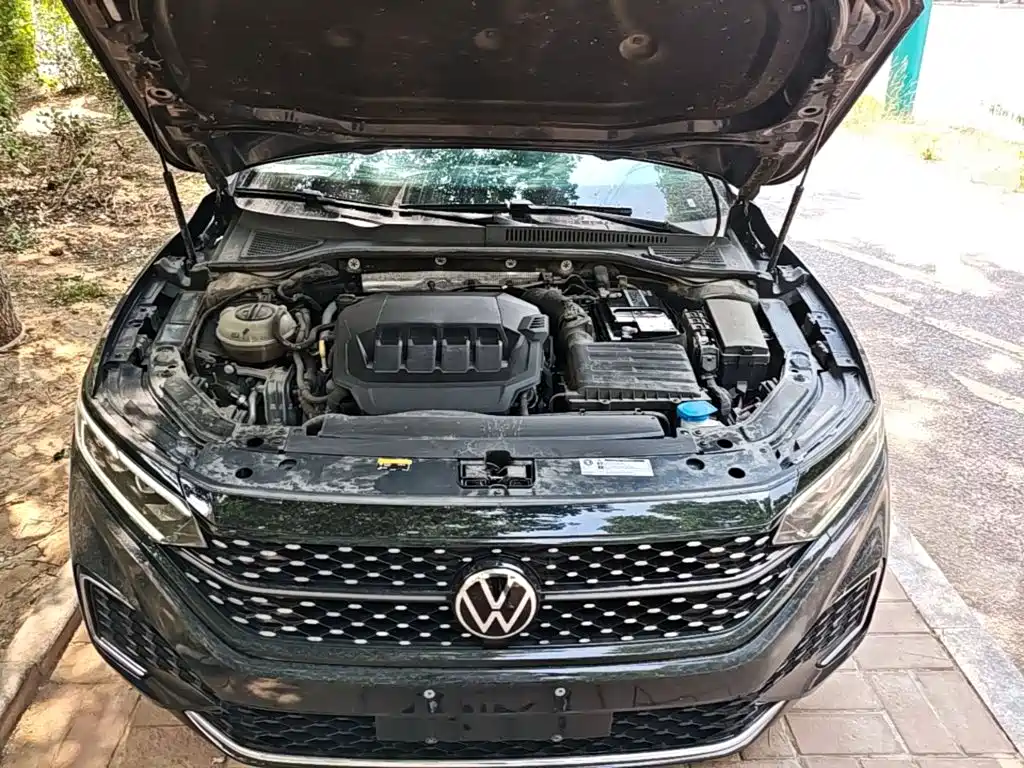 Volkswagen Passat — фото 20
