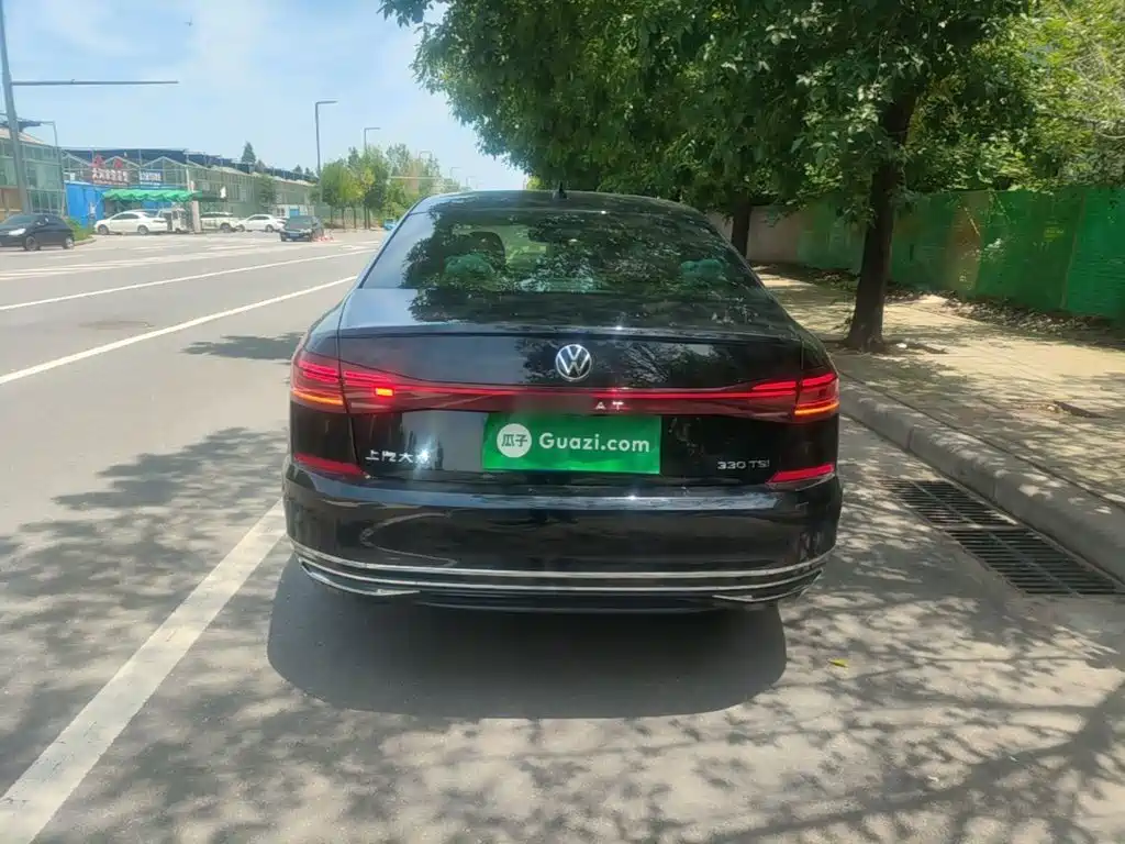 Volkswagen Passat — фото 6