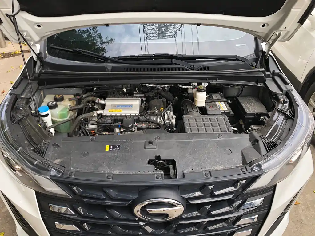 GAC Motor Trumpchi M6 — фото 24