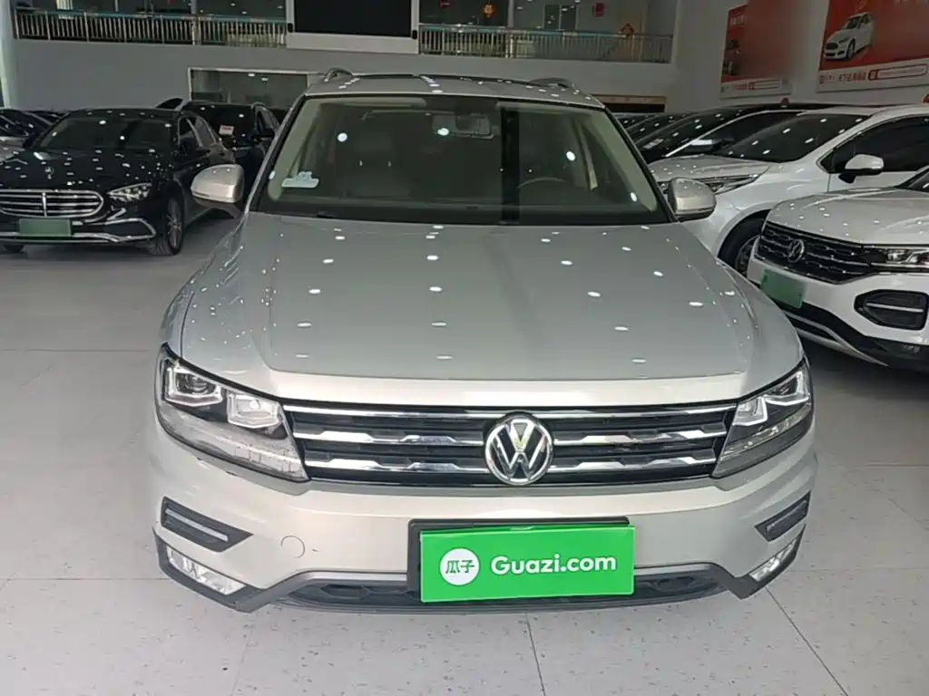 Volkswagen Tiguan L — фото 3