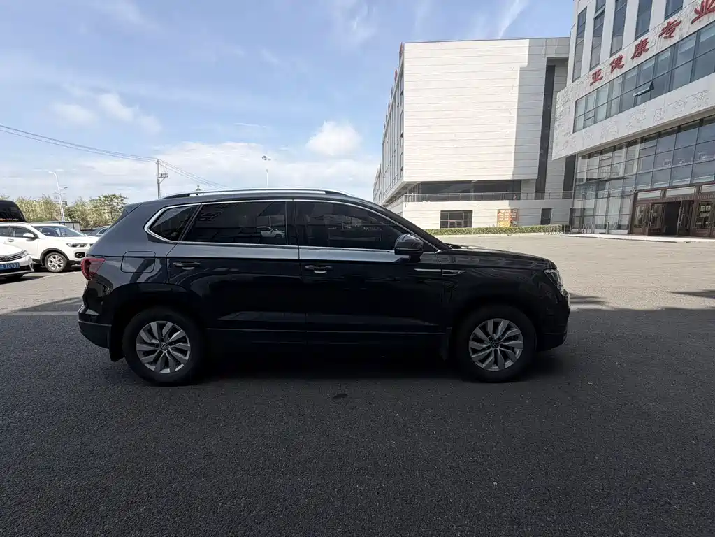 Volkswagen Tharu — фото 4