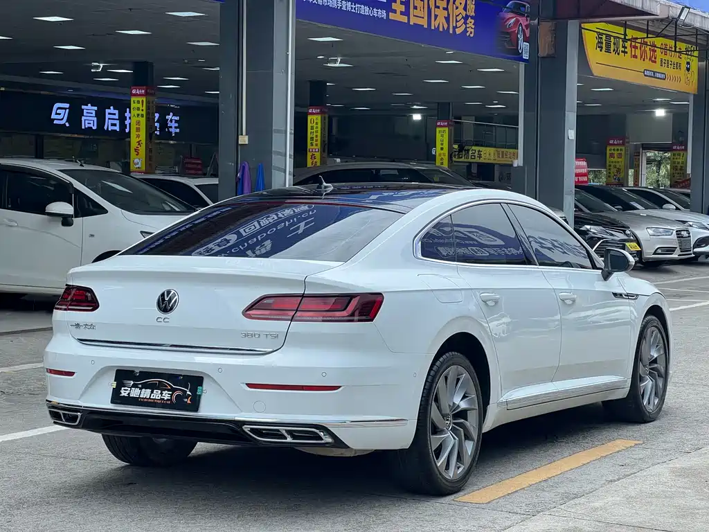 Volkswagen CC — фото 4