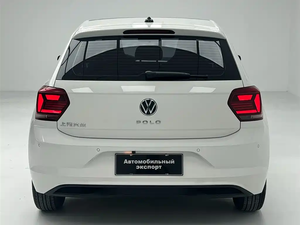 Volkswagen Polo — фото 18