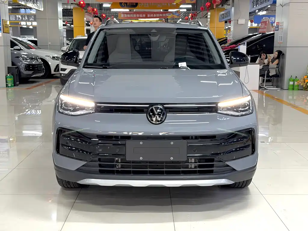 Volkswagen Tharu — фото 3