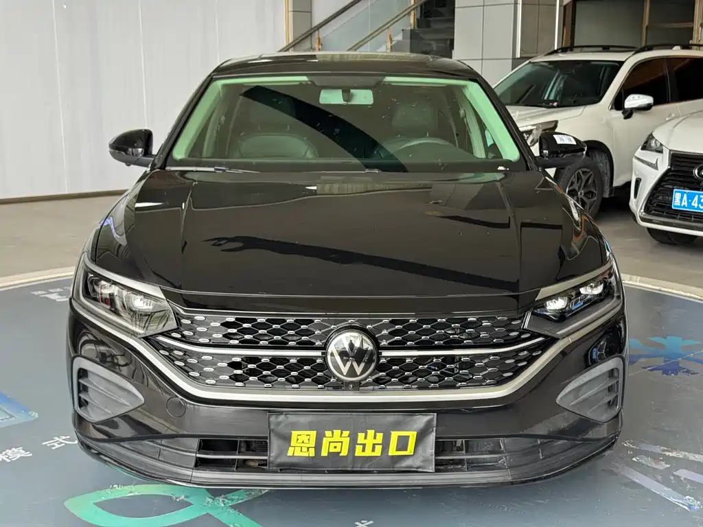 Volkswagen Passat — фото 2