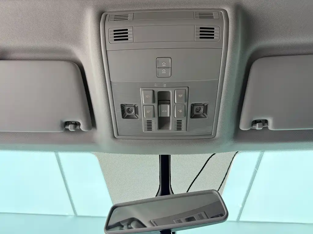 Volkswagen Tharu — фото 17