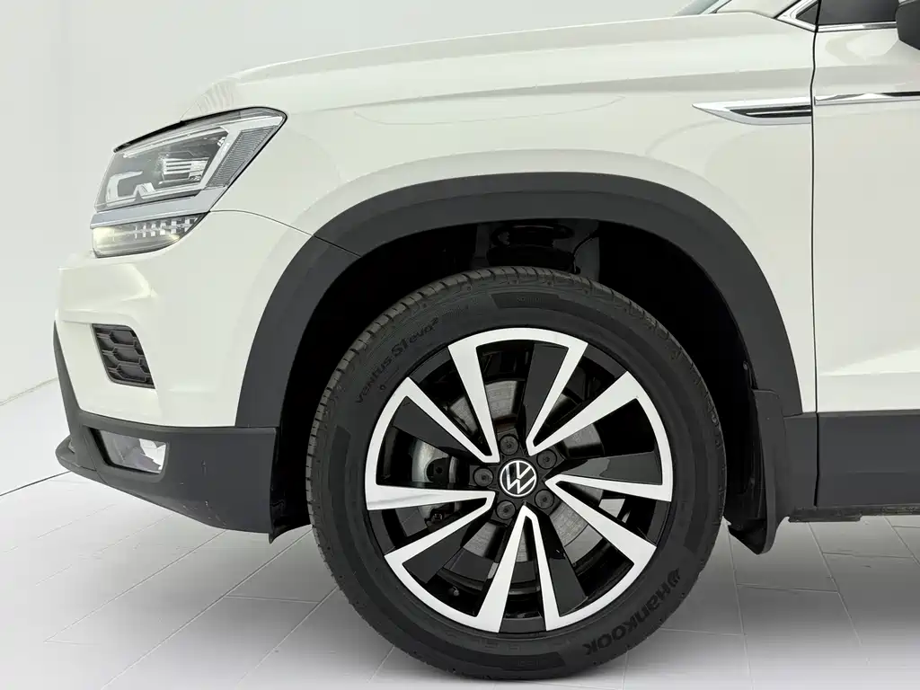 Volkswagen Tharu — фото 9