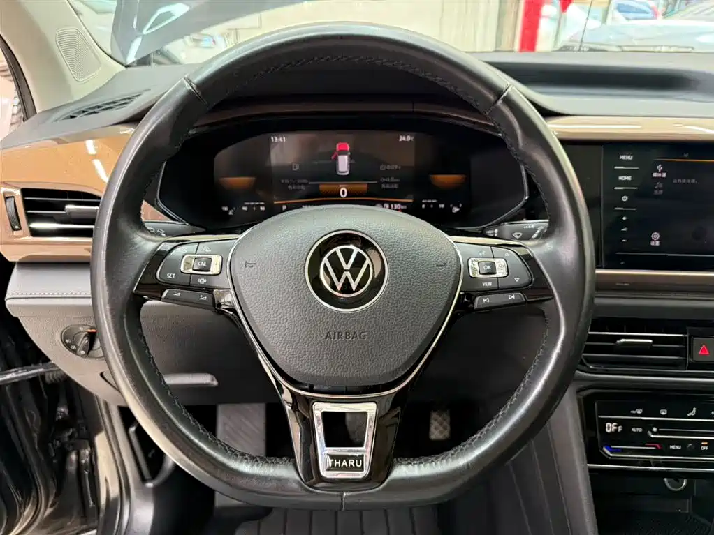 Volkswagen Tharu — фото 11