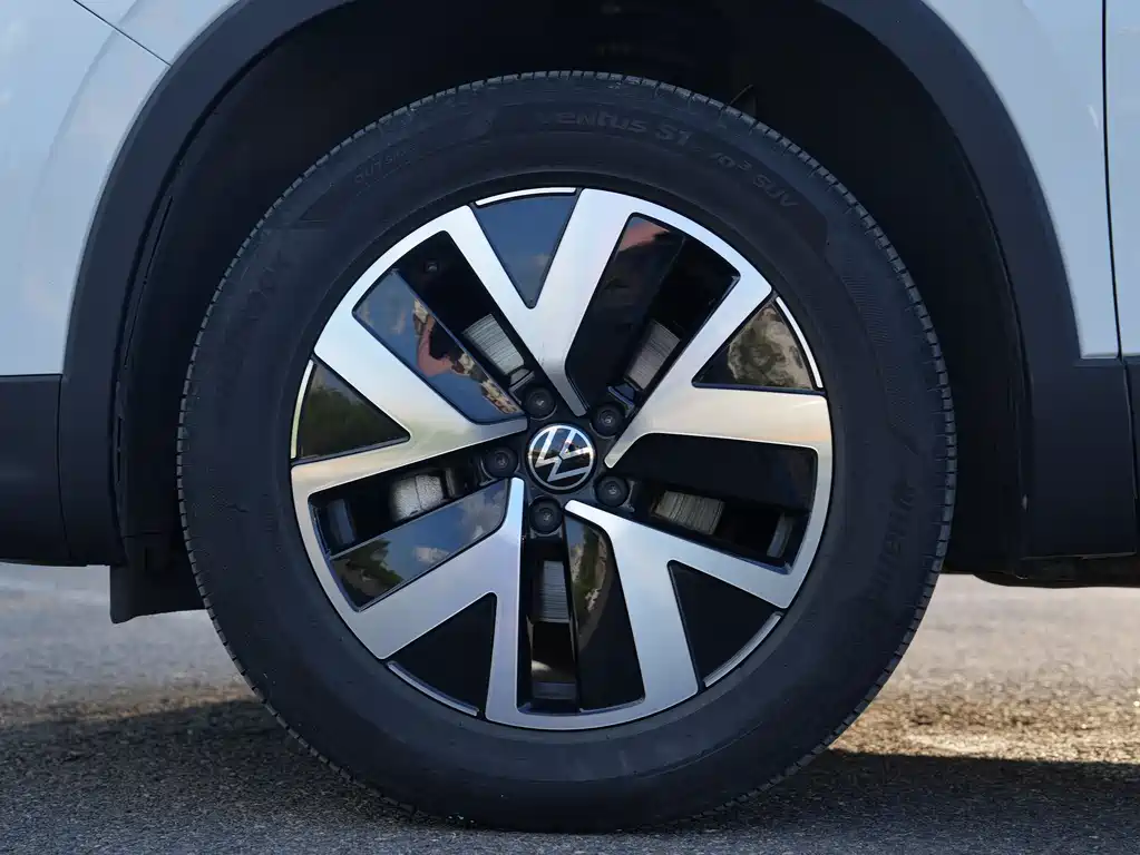 Volkswagen Tayron — фото 9