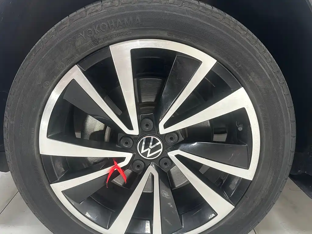 Volkswagen Tharu — фото 9