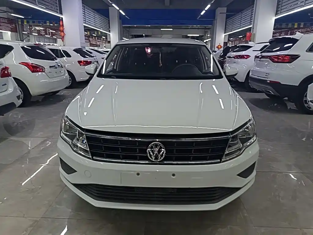 Volkswagen Jetta — фото 3
