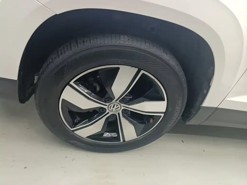 Volkswagen Tharu — фото 23