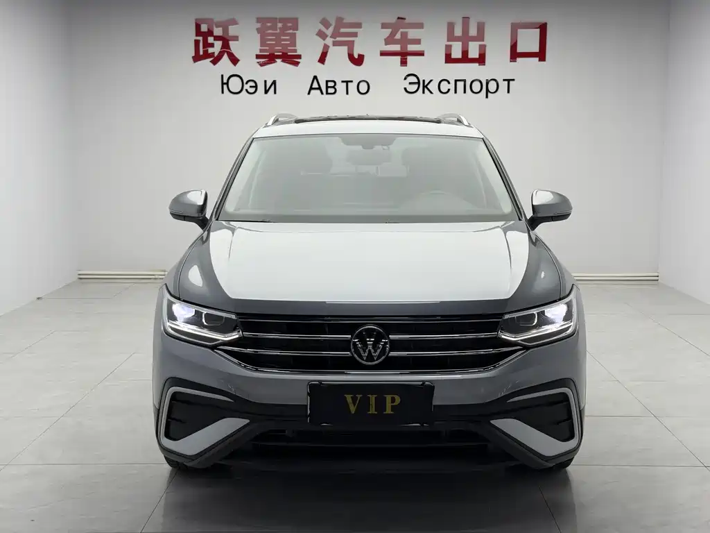 Volkswagen Tiguan L — фото 2
