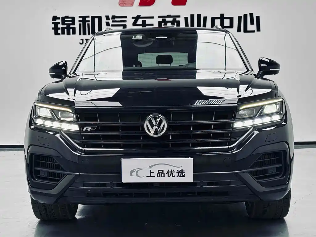 Volkswagen Touareg — фото 2