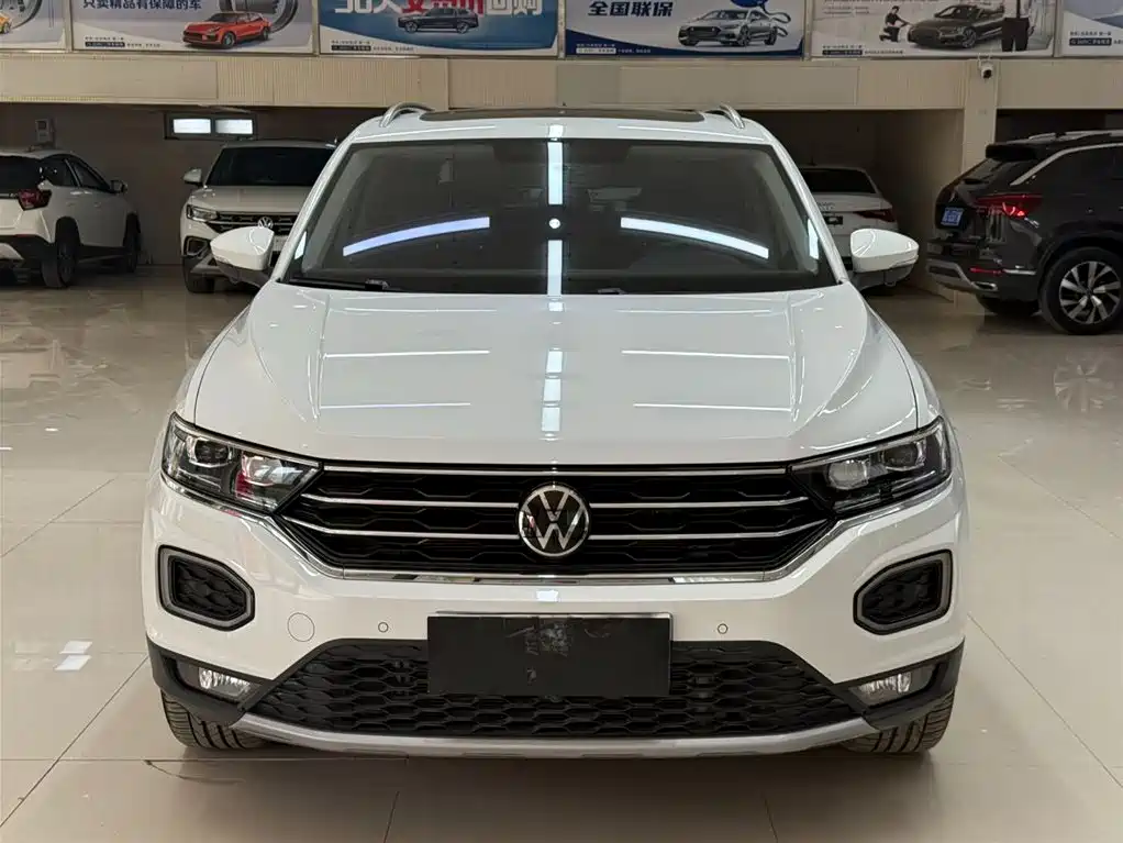 Volkswagen T-Roc — фото 2