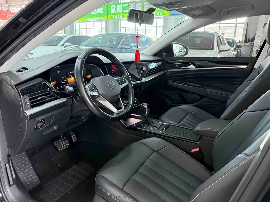 Volkswagen Passat — фото 7
