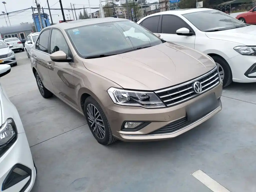 Volkswagen Jetta — фото 22