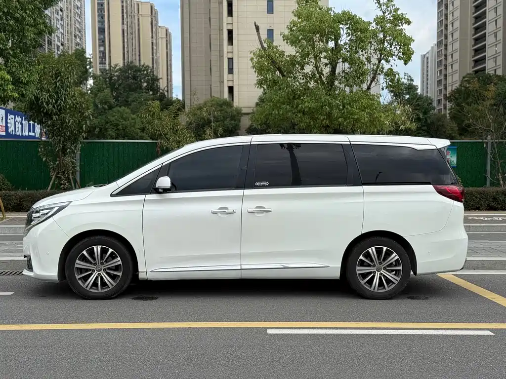 GAC Motor Trumpchi M8 — фото 4