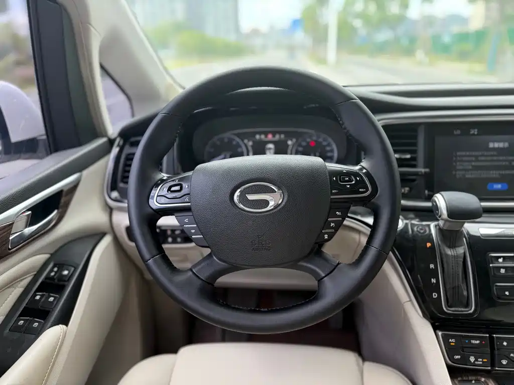 GAC Motor Trumpchi M8 — фото 5