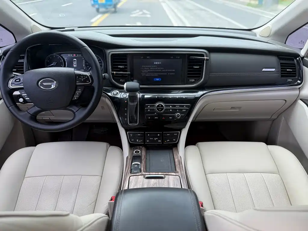 GAC Motor Trumpchi M8 — фото 7